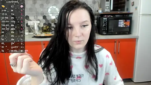 Snapshot of Mary_Blu chatting on 01.19.25 Mary Blu online show from 01.19.25