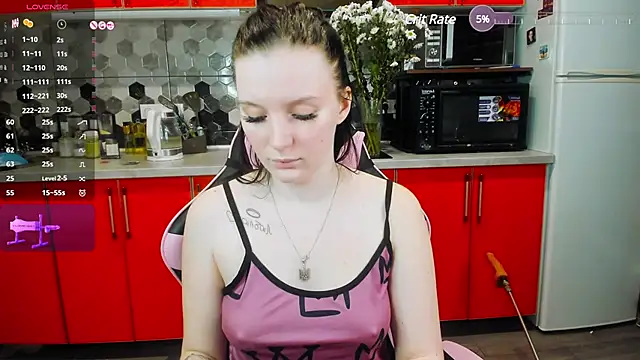 Snapshot of Mary_Blu chatting on 02.12.25 Mary Blu online show from 02.12.25