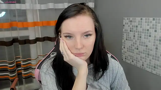 Snapshot of Mary_Blu chatting on 02.27.25 Mary Blu online show from 02.27.25