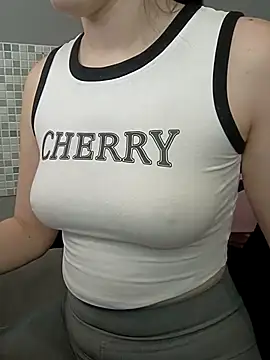 Snapshot of Mary_Blu chatting on 03.10.25 Mary Blu online show from 03.10.25