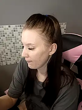 Snapshot of Mary_Blu chatting on 03.17.25 Mary Blu online show from 03.17.25