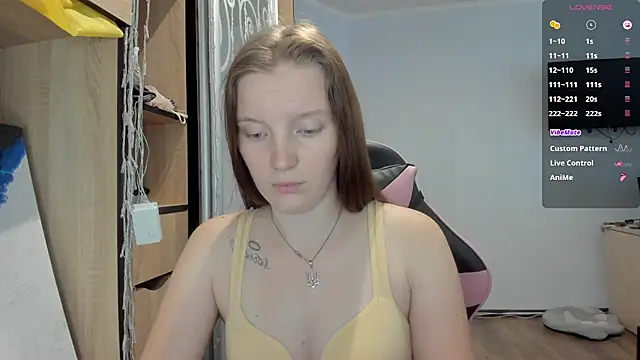 Snapshot of Mary_Blu chatting on 09.13.25 Mary Blu online show from 09.13.25