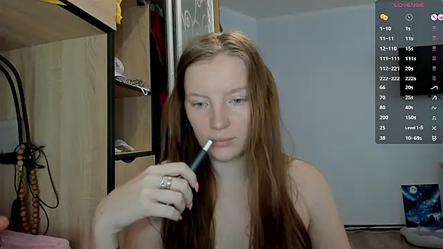 Snapshot of Mary_Blu chatting on 09.25.25 Mary Blu online show from 09.25.25