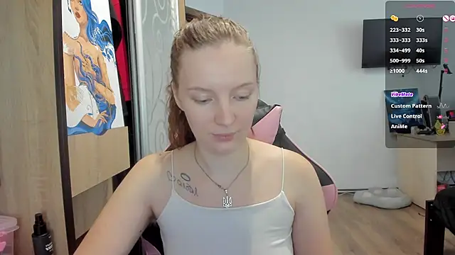 Snapshot of Mary_Blu chatting on 10.07.25 Mary Blu online show from 10.07.25