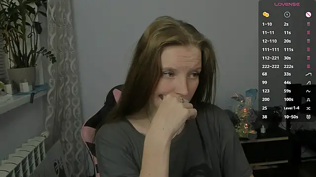 Snapshot of Mary_Blu chatting on 11.08.25 Mary Blu online show from 11.08.25