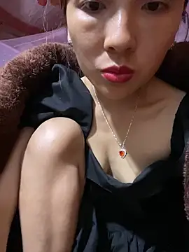 Snapshot of Mimi_pussy chatting on 04.30.26 Mimi pussy online show from 04.30.26