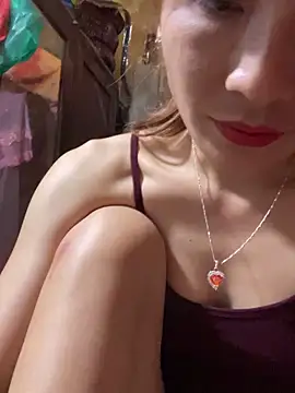 Snapshot of Mimi_pussy chatting on 05.22.26 Mimi pussy online show from 05.22.26