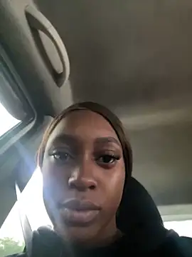 LiaTrainor online show from 03.25.26