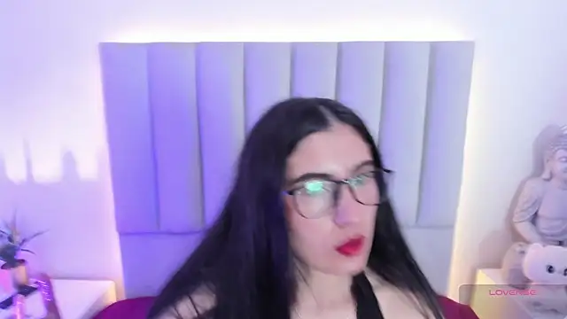 Cataa Hill online show from 04.19.26