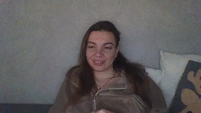 Luna2547 online show from 04.05.26