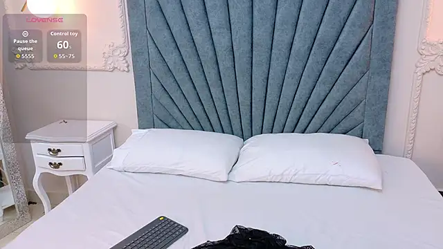 Leandra-Johnson online show from 06.04.26