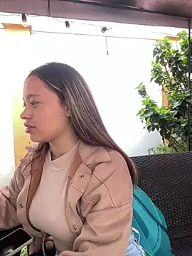 Baby Pink Love online show from 03.25.26