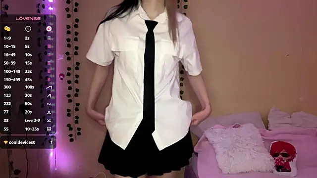 waumeoww online show from 04.14.26