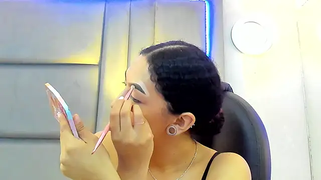 EllaEvanzz online show from 03.07.26