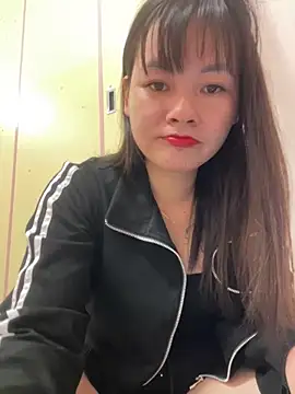 Little Muse78 online show from 05.04.26
