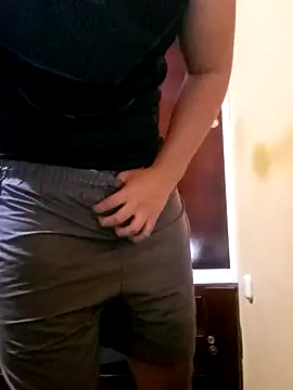 Snapshot of Hypeeboyy chatting on 03.20.26 Hypeeboyy online show from 03.20.26