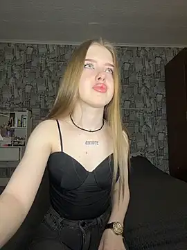 KayShaw online show from 04.04.26