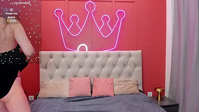 AgnesBeautiful online show from 04.17.26