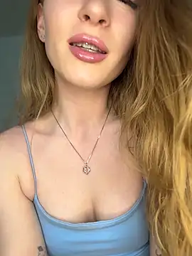 Little Candy 18 online show from 05.18.26