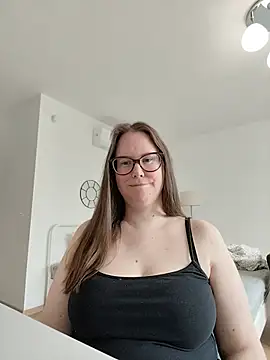 CelineThompson online show from 05.16.26