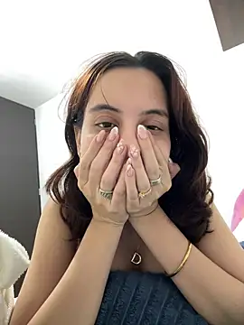 Nicole Cute04 online show from 04.26.26