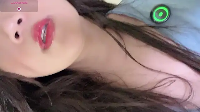 Snapshot of jinxiyao01 chatting on 06.26.26 jinxiyao01 online show from 06.26.26