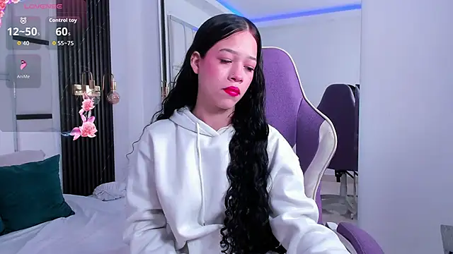 georgina kloss  online show from 03.18.26