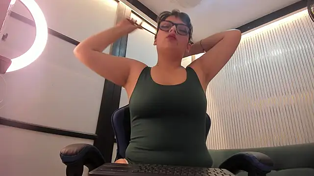 kittyBlossom 1 online show from 06.24.26