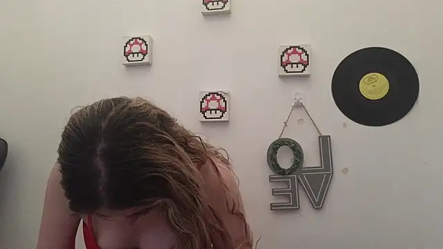 Caroline hernandes online show from 04.22.26