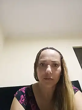 KahiaSmith online show from 07.04.26