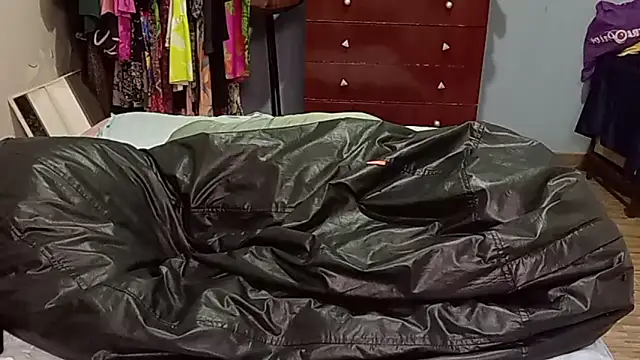 Ruiva40tona online show from 04.18.26