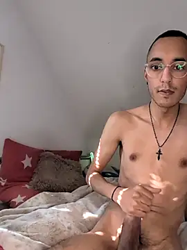 Snapshot of lu_olxhi chatting on 03.04.26 lu olxhi online show from 03.04.26