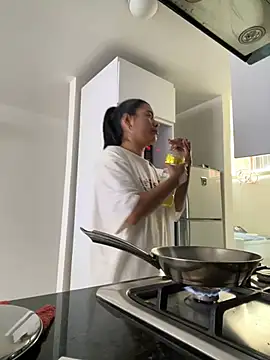 Sweetroseof online show from 04.13.26