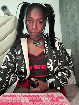 Snapshot of maryjane_ebony chatting on 07.12.26 maryjane ebony online show from 07.12.26