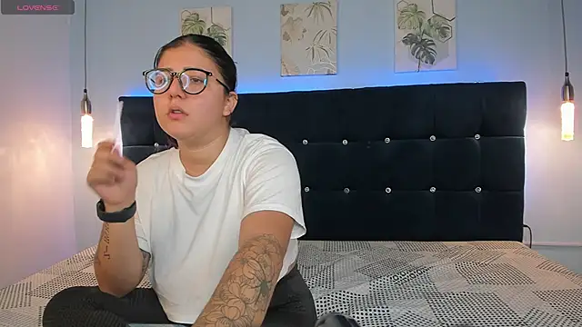 violeta steele online show from 04.23.26