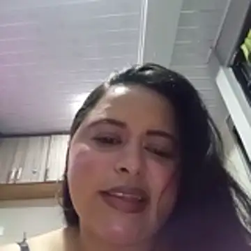 Snapshot of violetapeeveet chatting on 05.01.26 violetapeeveet online show from 05.01.26