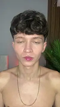 Max West7 online show from 04.25.26