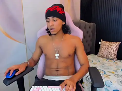 taylor bigdick18 online show from 04.16.26