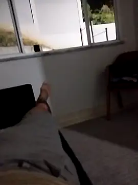 Snapshot of tubarao19 chatting on 04.04.26 tubarao19 online show from 04.04.26