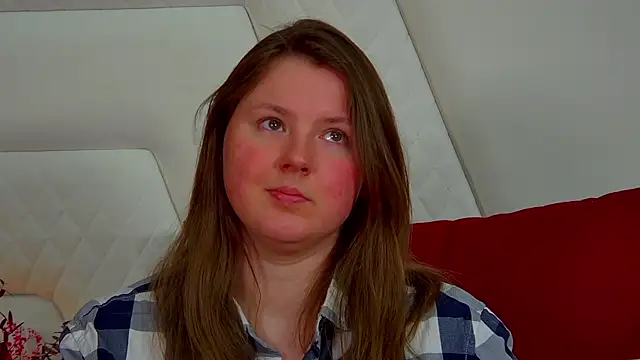 MelodyMoores online show from 04.06.26