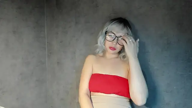 Snapshot of alinaalieva chatting on 03.04.26 alinaalieva online show from 03.04.26