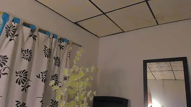 Sacha Rosse online show from 03.29.26