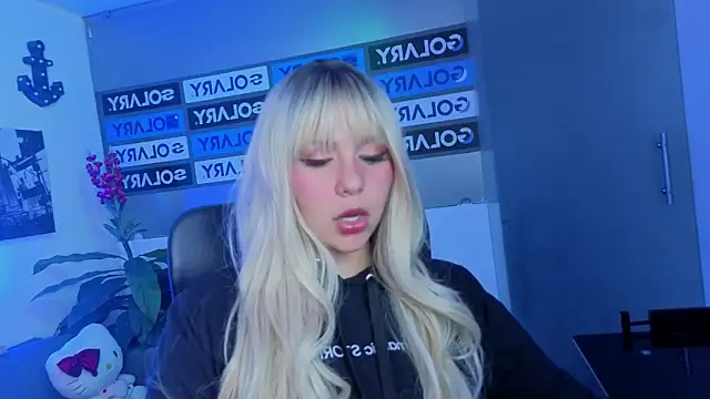 Snapshot of Ivy_Brown_ chatting on 05.27.26 Ivy Brown online show from 05.27.26