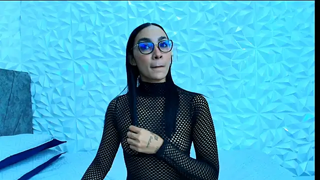 SOPHIA ZC online show from 04.19.26