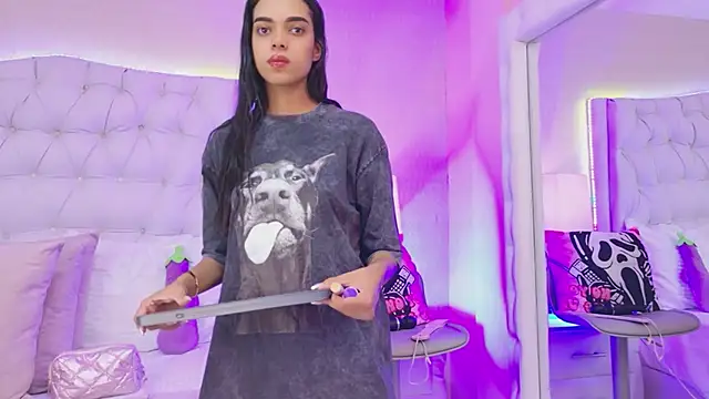 MeganRoseh online show from 05.10.26