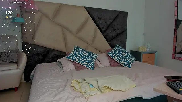 AbbiePaige online show from 04.26.26