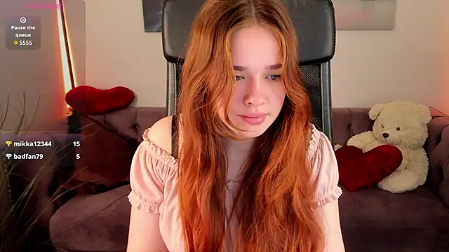 TiffanyVex online show from 05.25.26