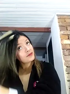 CynthiaMore online show from 05.11.26