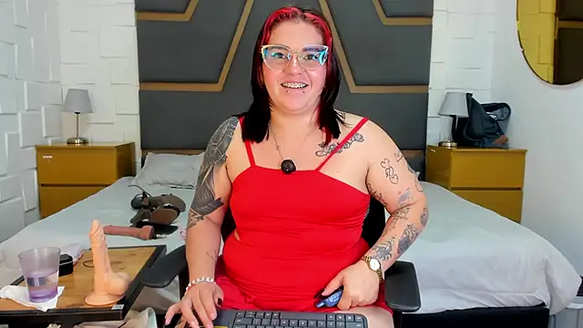 Snapshot of juana_valkiria chatting on 06.05.26 juana valkiria online show from 06.05.26