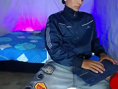 TAURUS 5 online show from 03.08.26